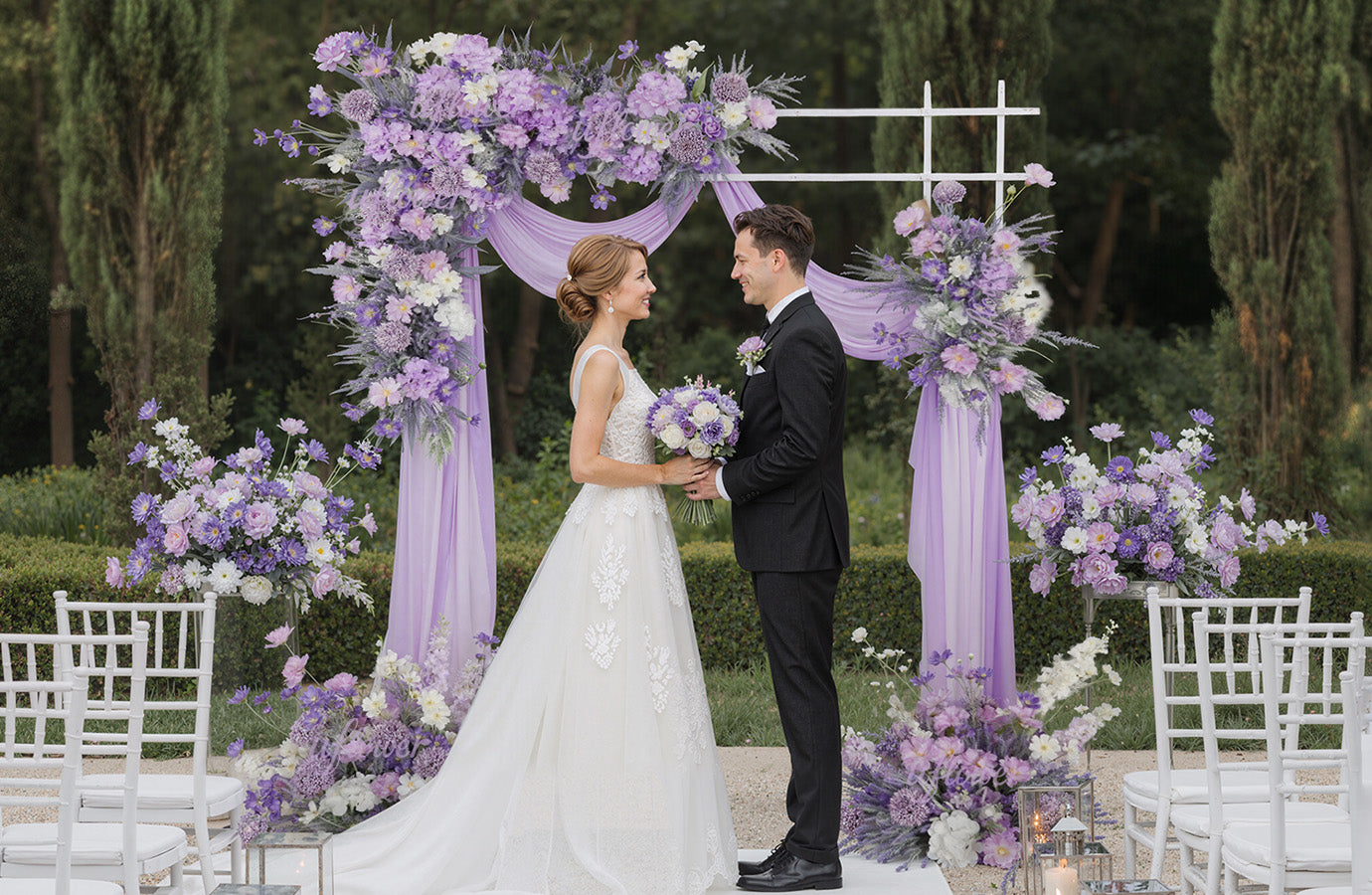 Why Modern Couples Are Choosing Faux Flowers for Their Big Day - Uflower