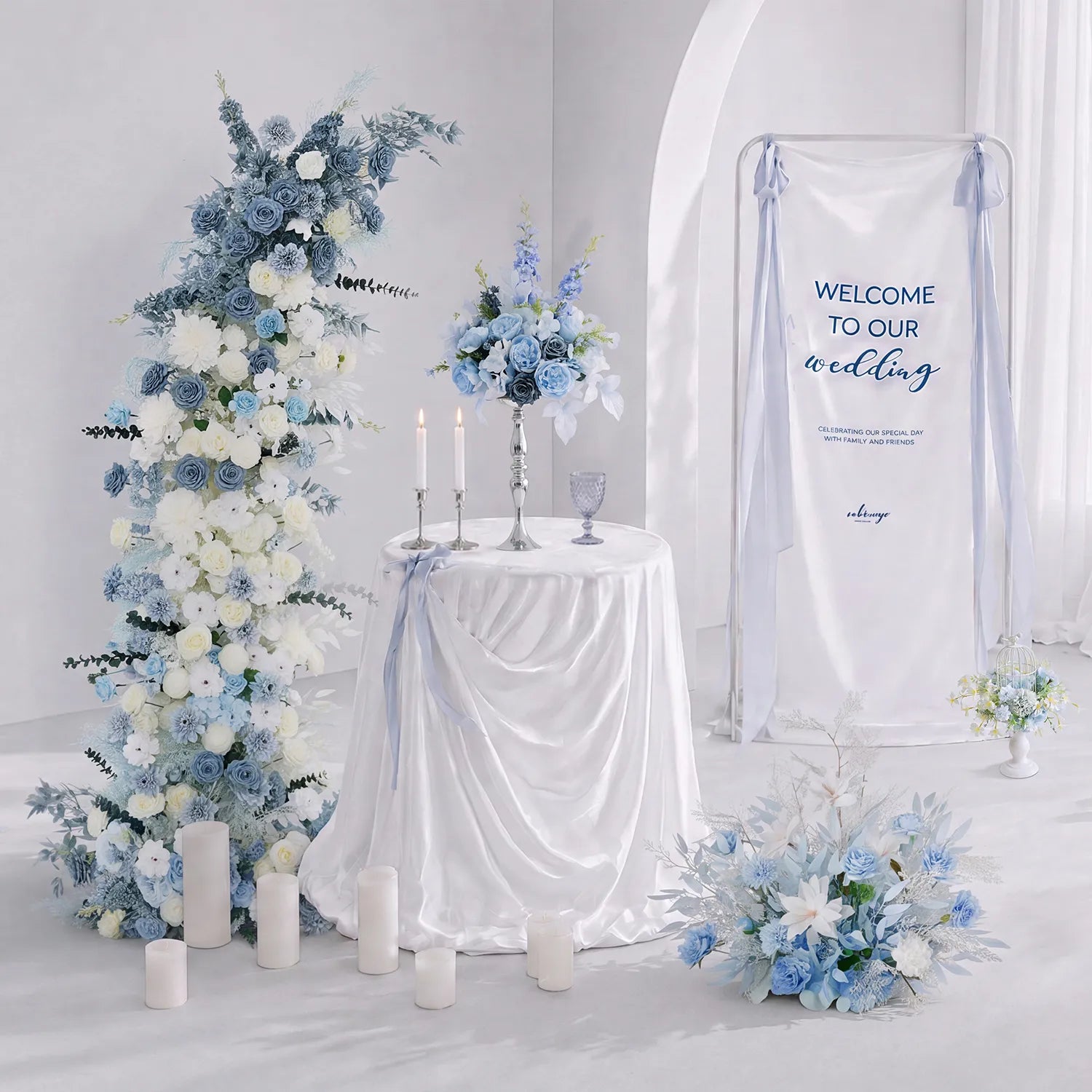 Blue Wedding Decor Set | Horn Arch, Aisle Flowers & Table Centerpieces