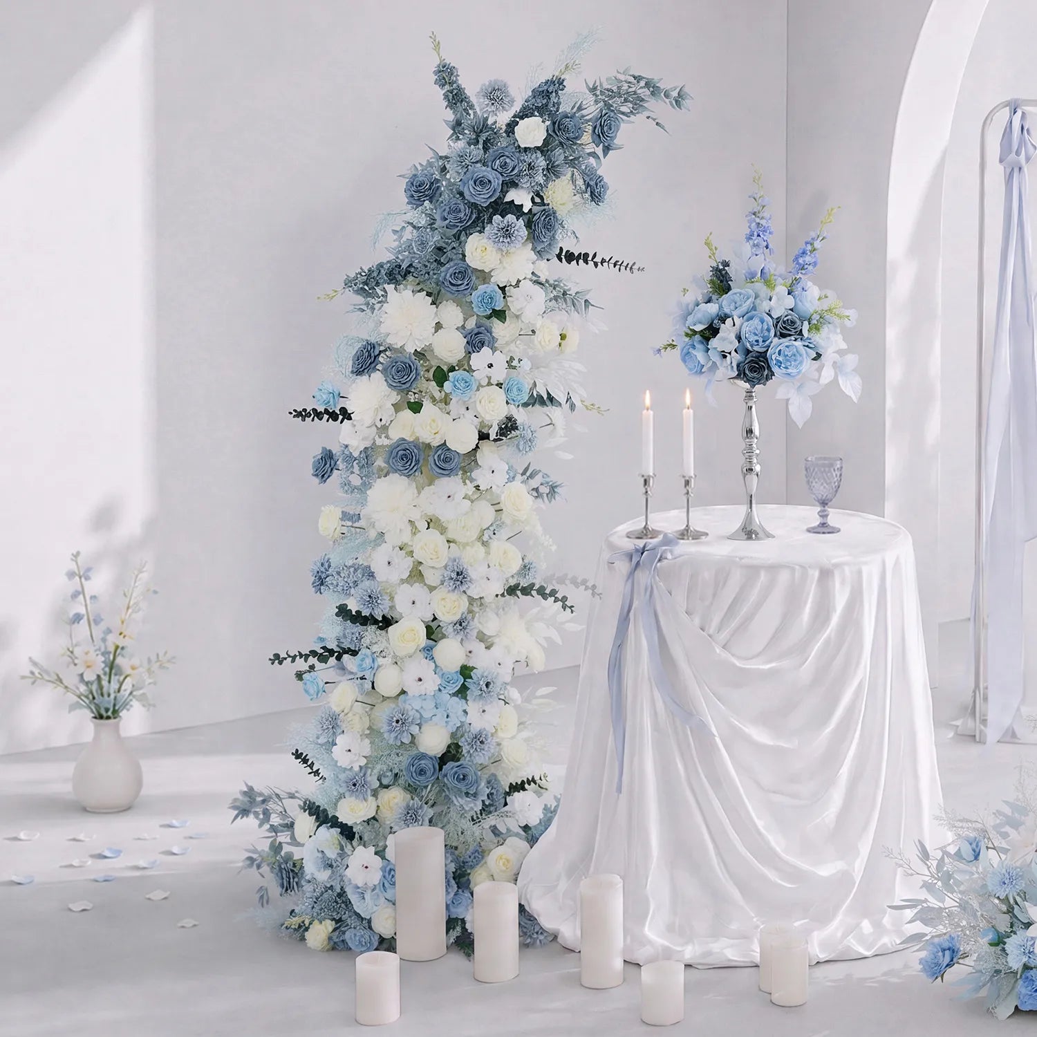 Blue Wedding Decor Set | Horn Arch, Aisle Flowers & Table Centerpieces