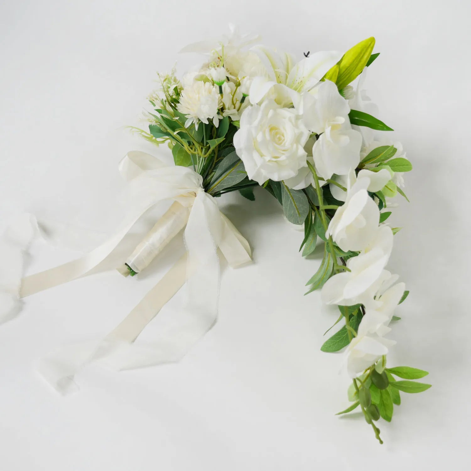 Uflower Small Cascade Bridal Bouquet in Natural Whites MG80005-01