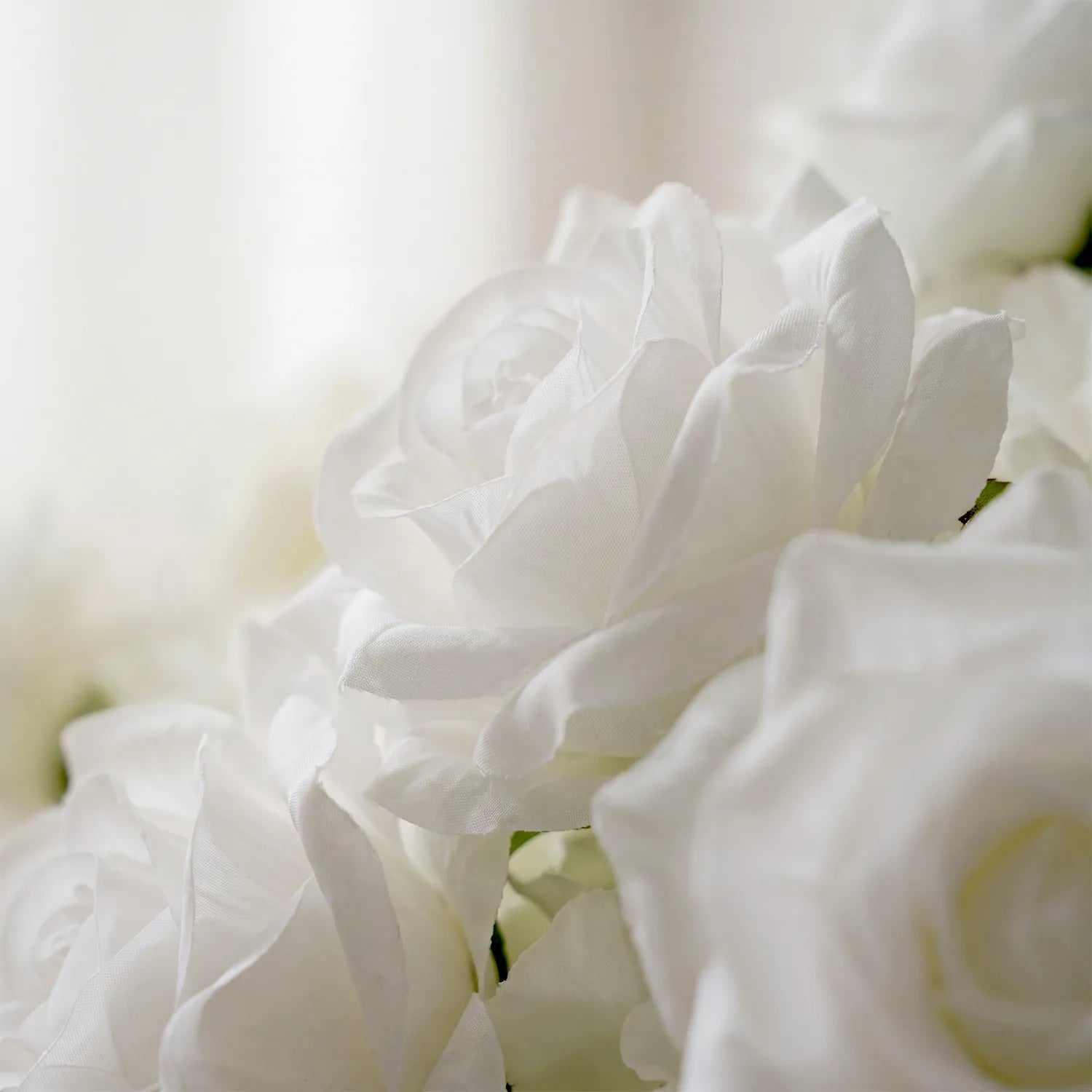 Uflower 2m*2m White Rose Heart-Shaped Arch Wedding Decor MC80015