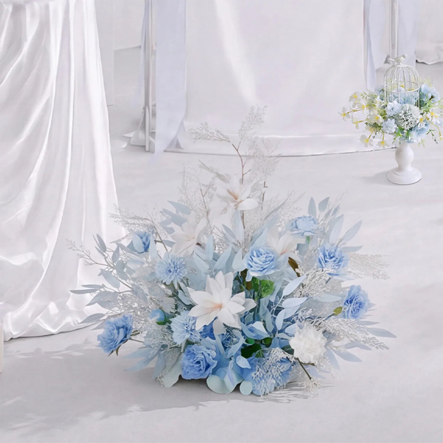 Blue Wedding Decor Set | Horn Arch, Aisle Flowers & Table Centerpieces