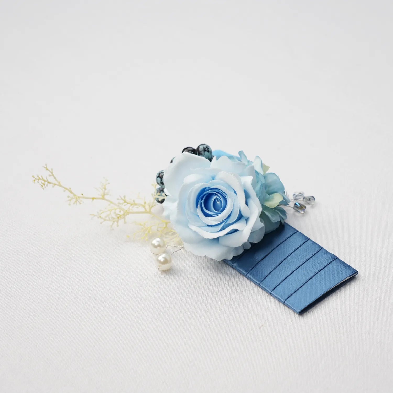 Uflower Boutonnieres in Dusty Blue with Card MG80007-02*6
