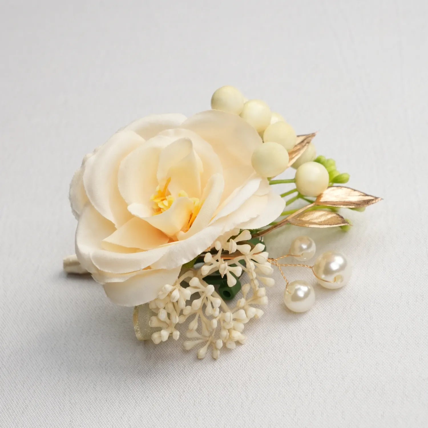 Uflower Boutonnieres in Champagne MG80010-02*6