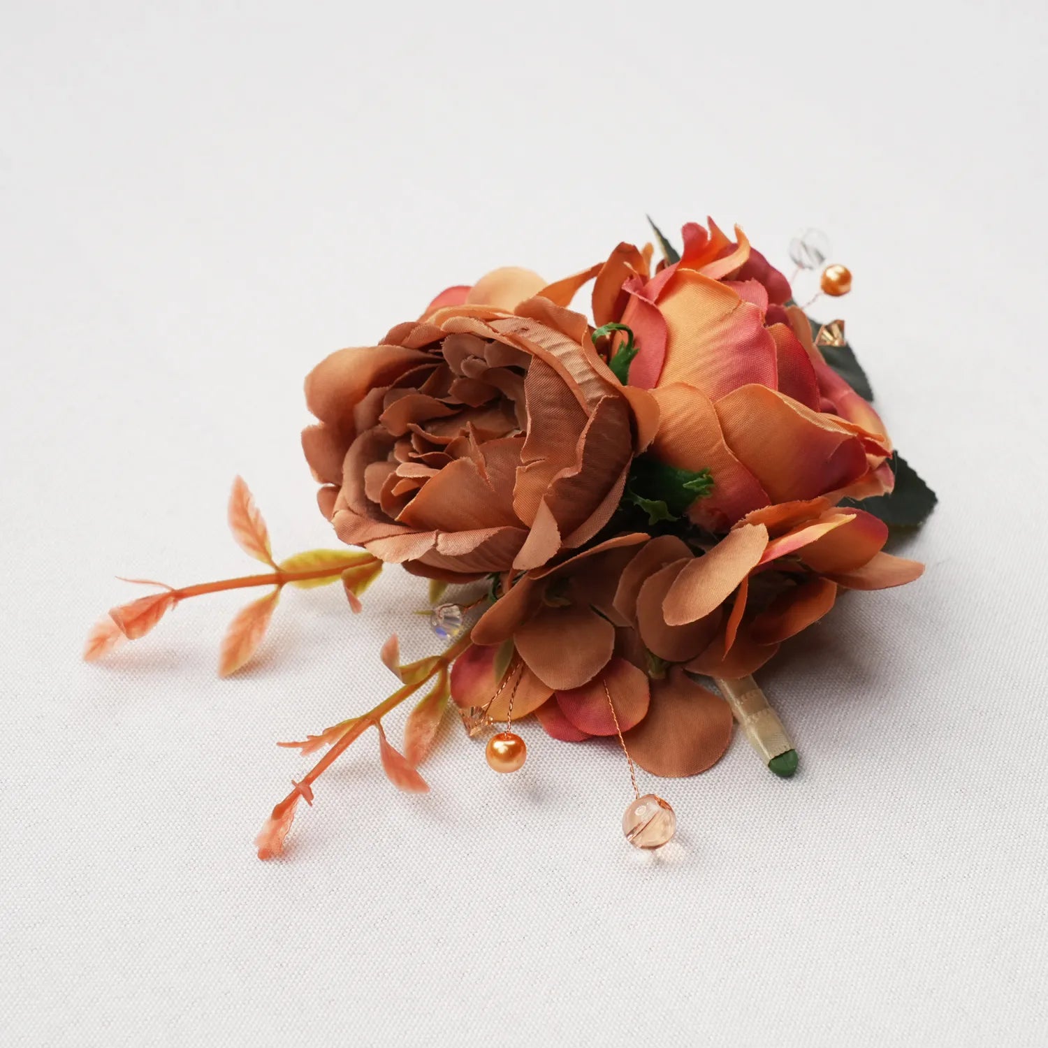 Uflower Boutonnieres in Amber MG80006-04*6