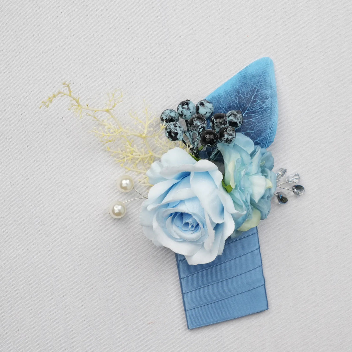 Uflower Boutonnieres in Dusty Blue with Card MG80007-02*6