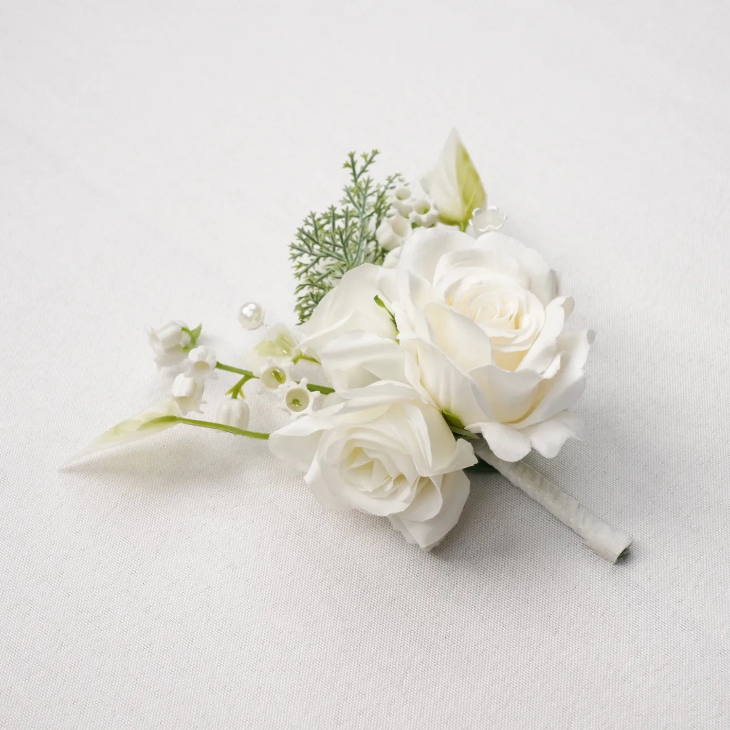 Uflower Boutonnieres in Ivory MG80012-02*6