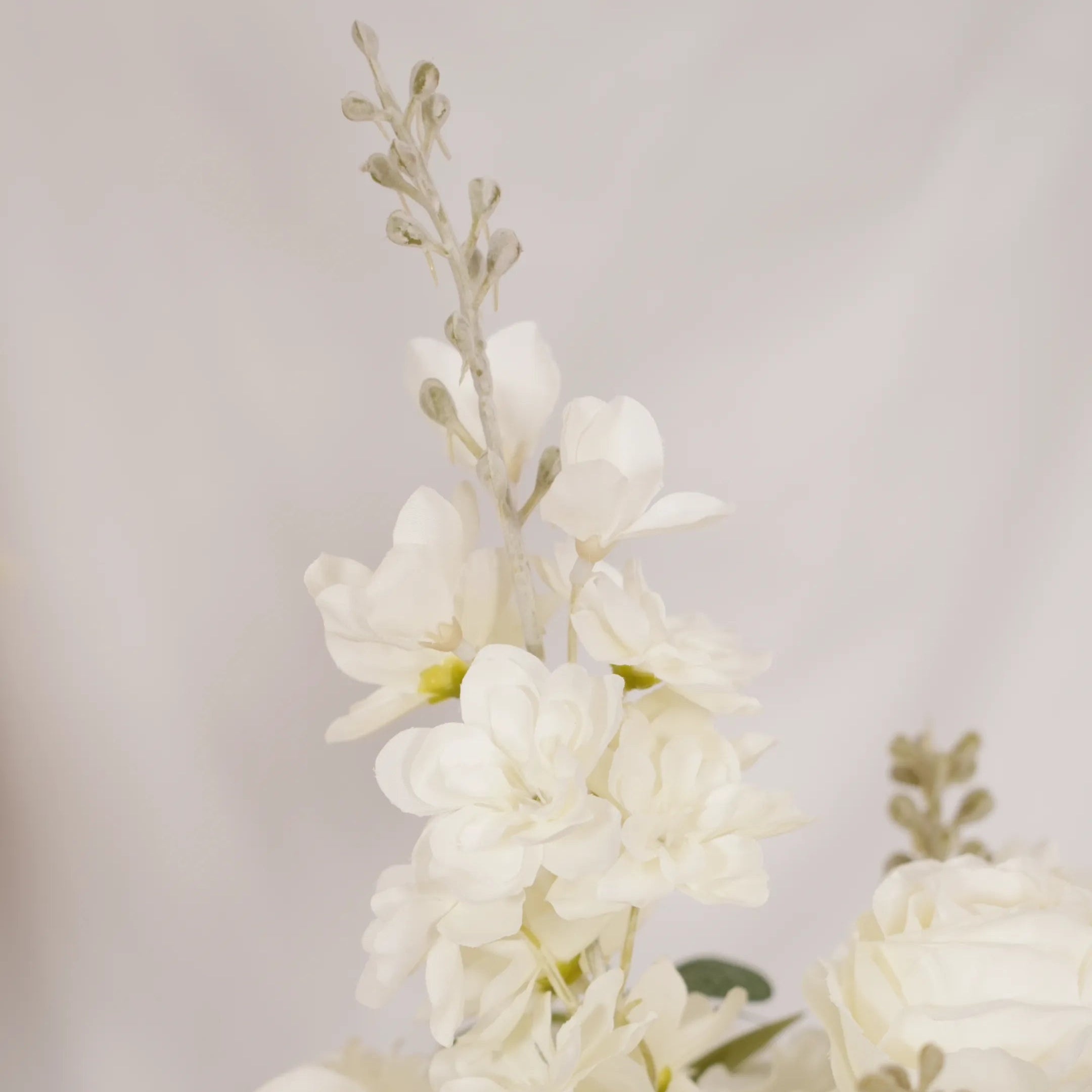 White & Green Table Arrangement Centerpirce Wedding & Party Table Centerpiece