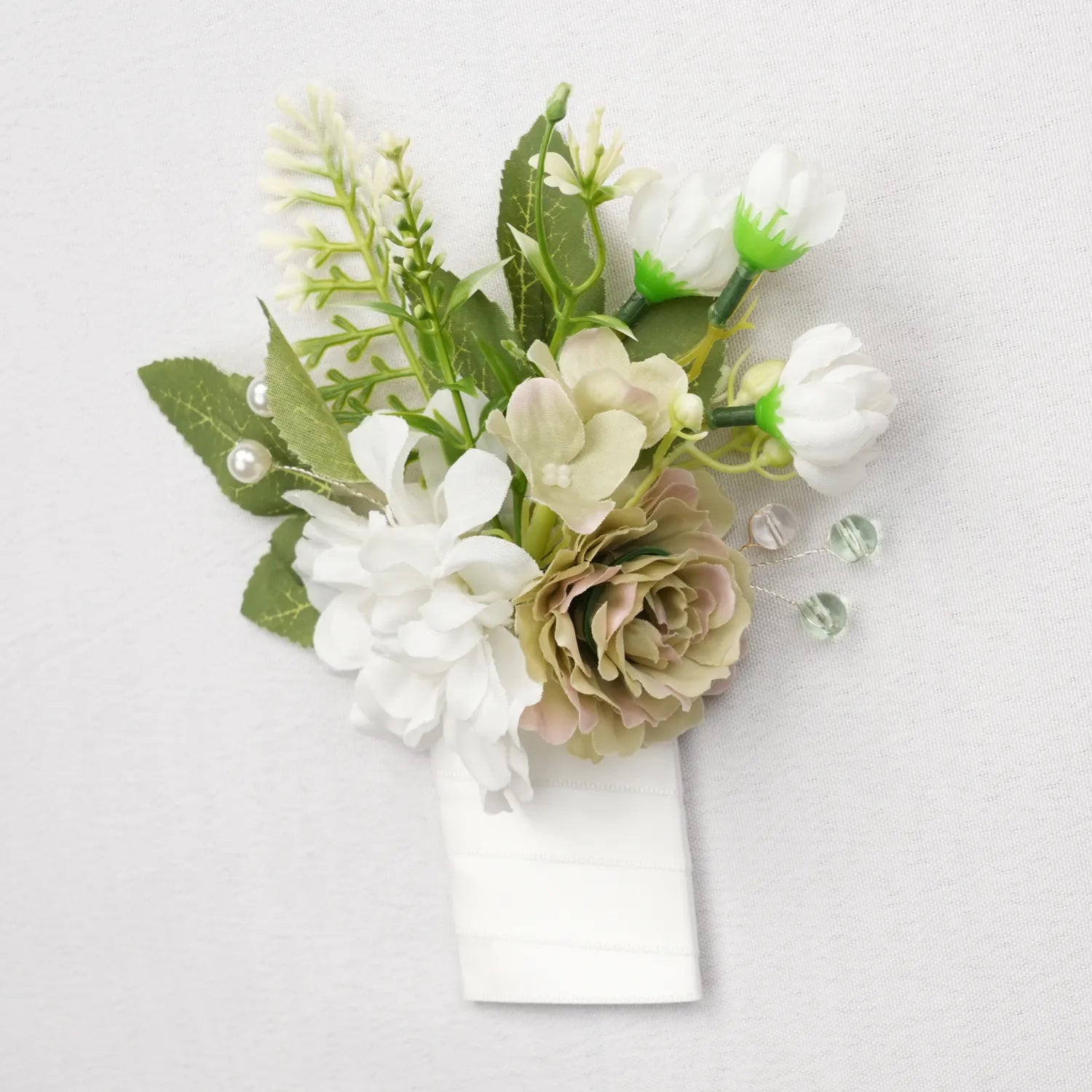 Uflower Boutonnieres in Green White with Card MG80008-02*6