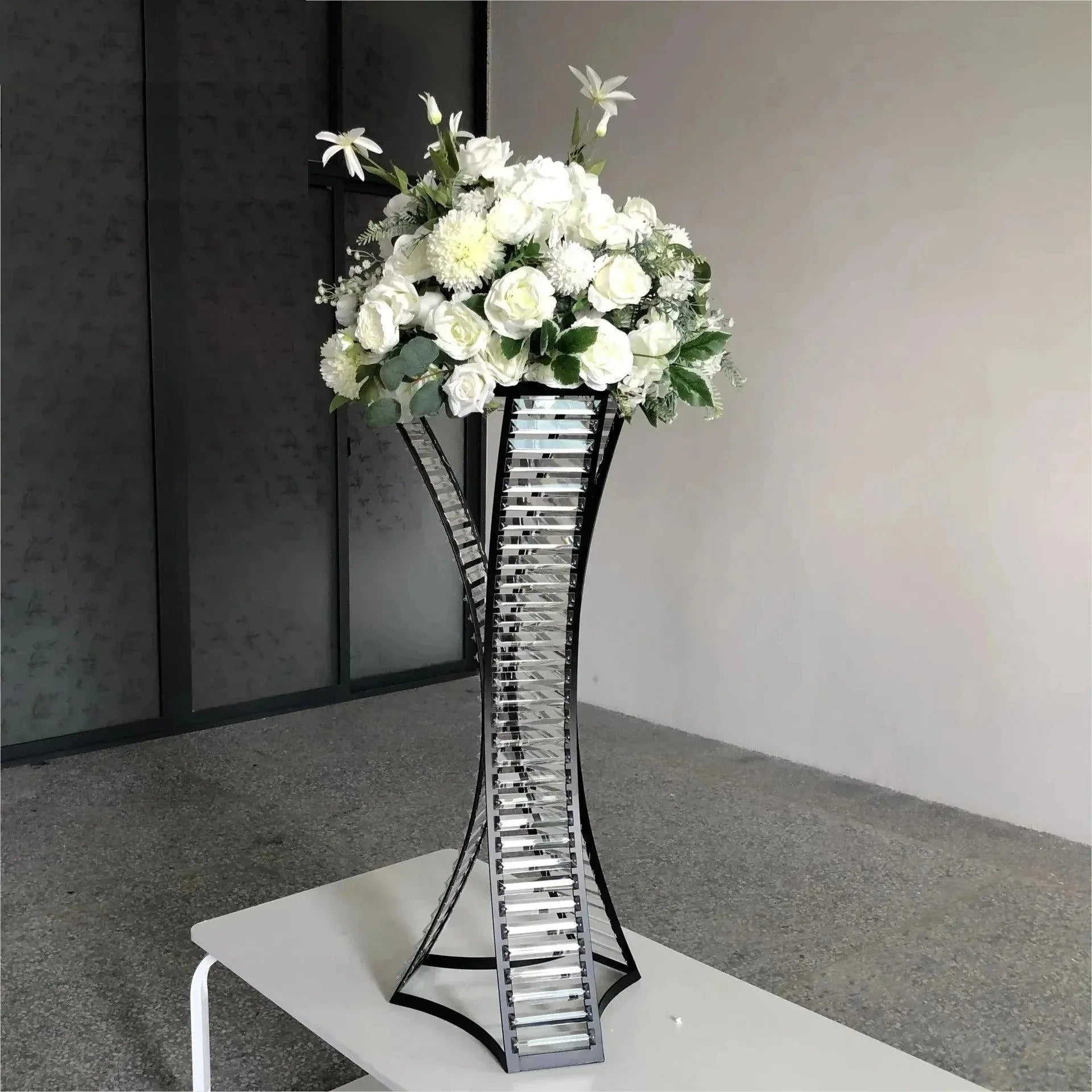 Transparent Small Waist Crystal Flower Holder Wedding Acrylic Flower Holder - Uflower