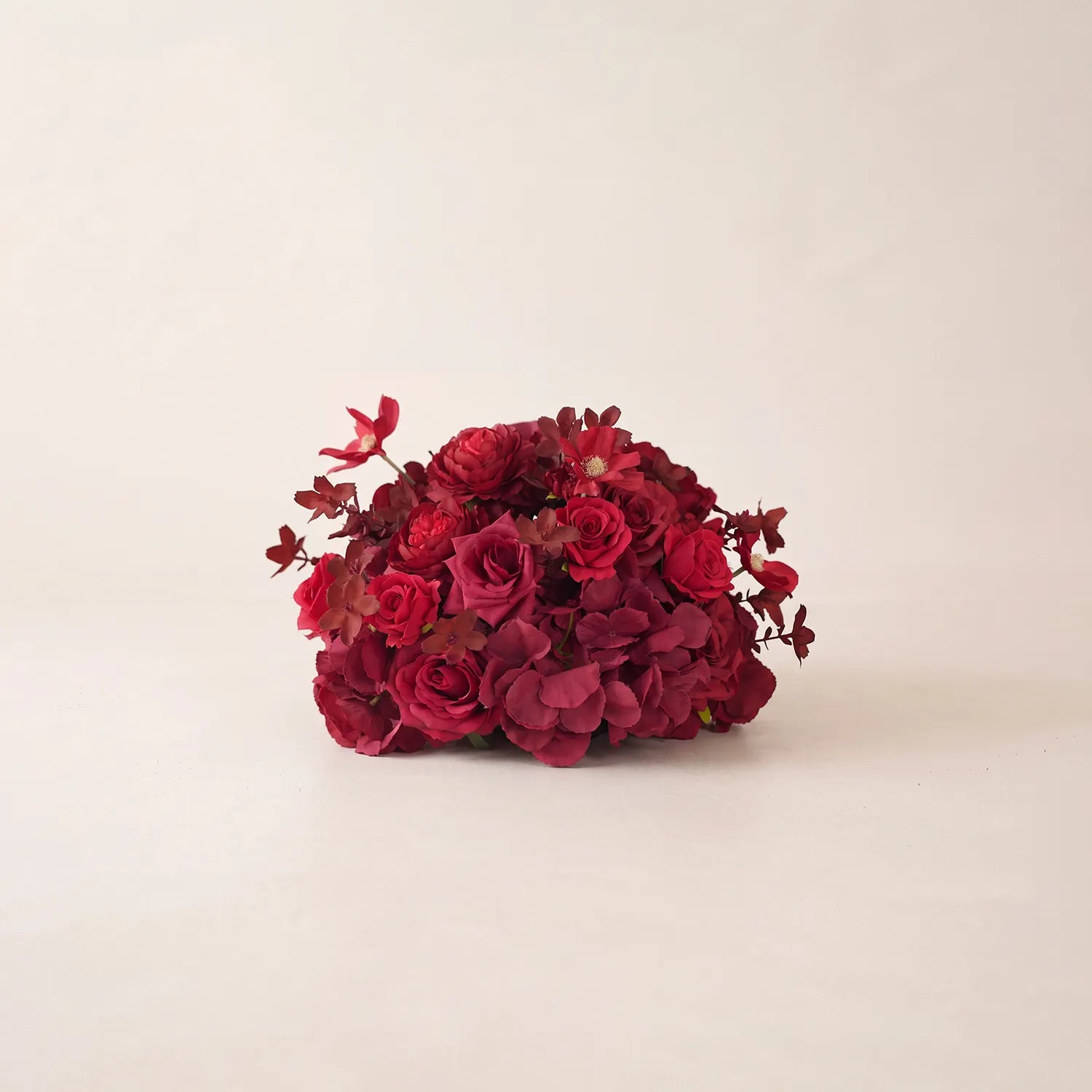 Uflower Red Wedding  Decoration | One-Stop Styling with Table Runner & Centerpiece