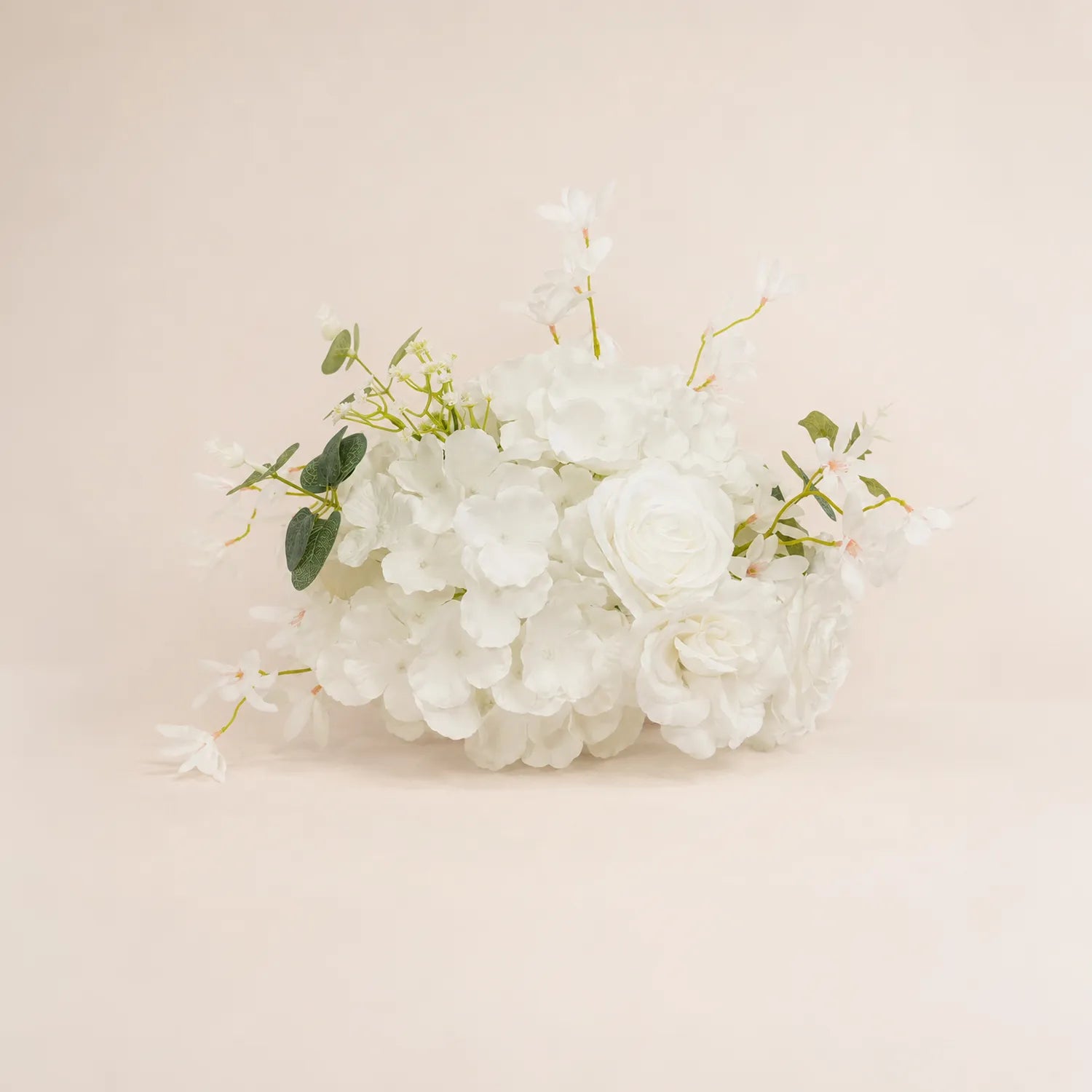 Elegant Wedding Floral Decor – Ground Flowers, Centerpieces & Welcome Sign