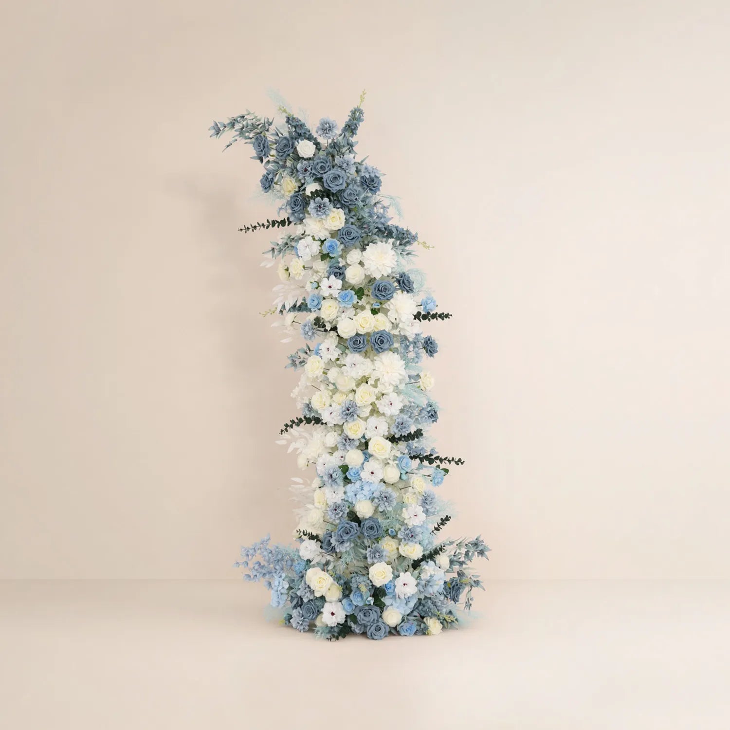 Blue Wedding Decor Set | Horn Arch, Aisle Flowers & Table Centerpieces