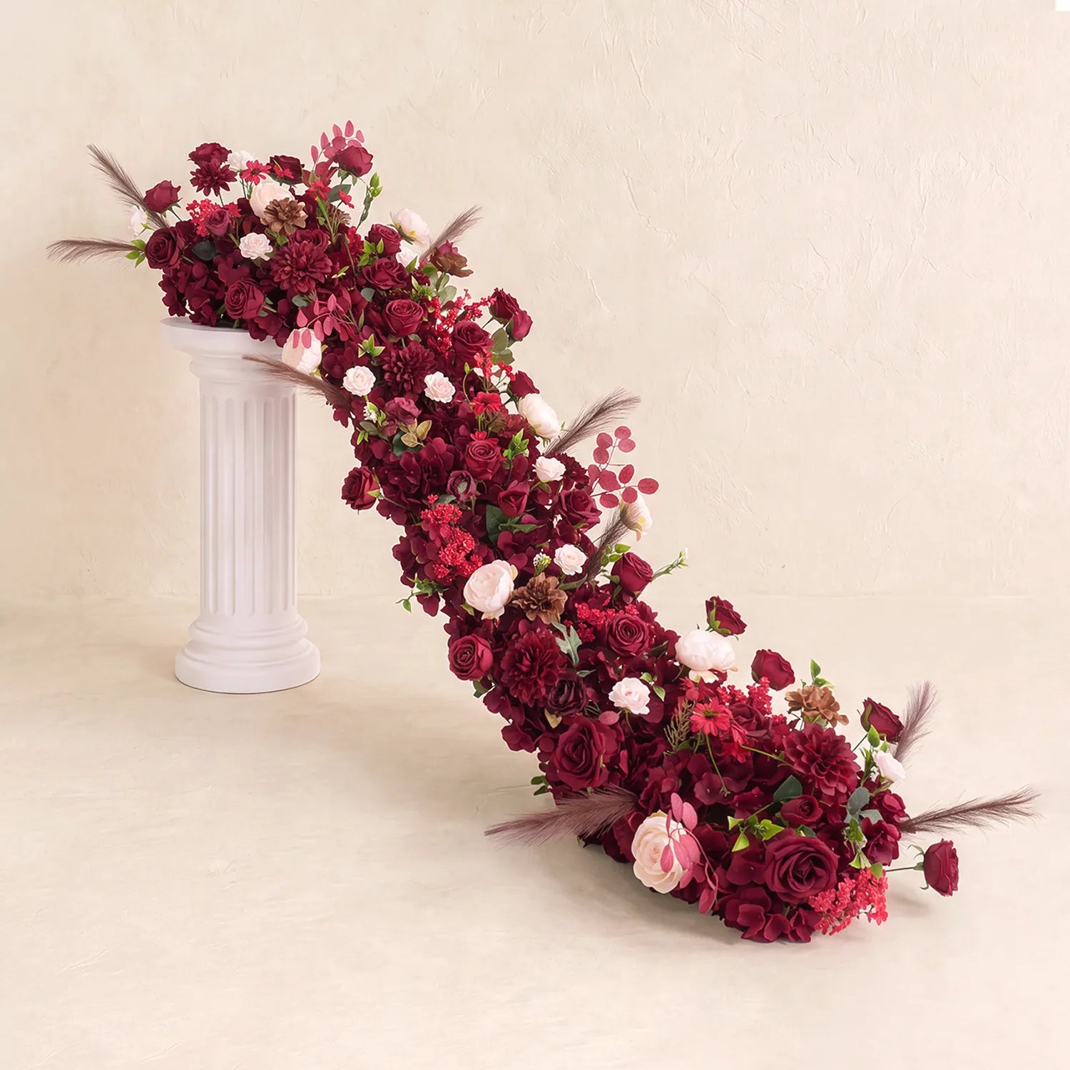 Uflower Luxe Bourgogne Floral Rangée Toile de Fond pour Mariage et Événements MC80308-01