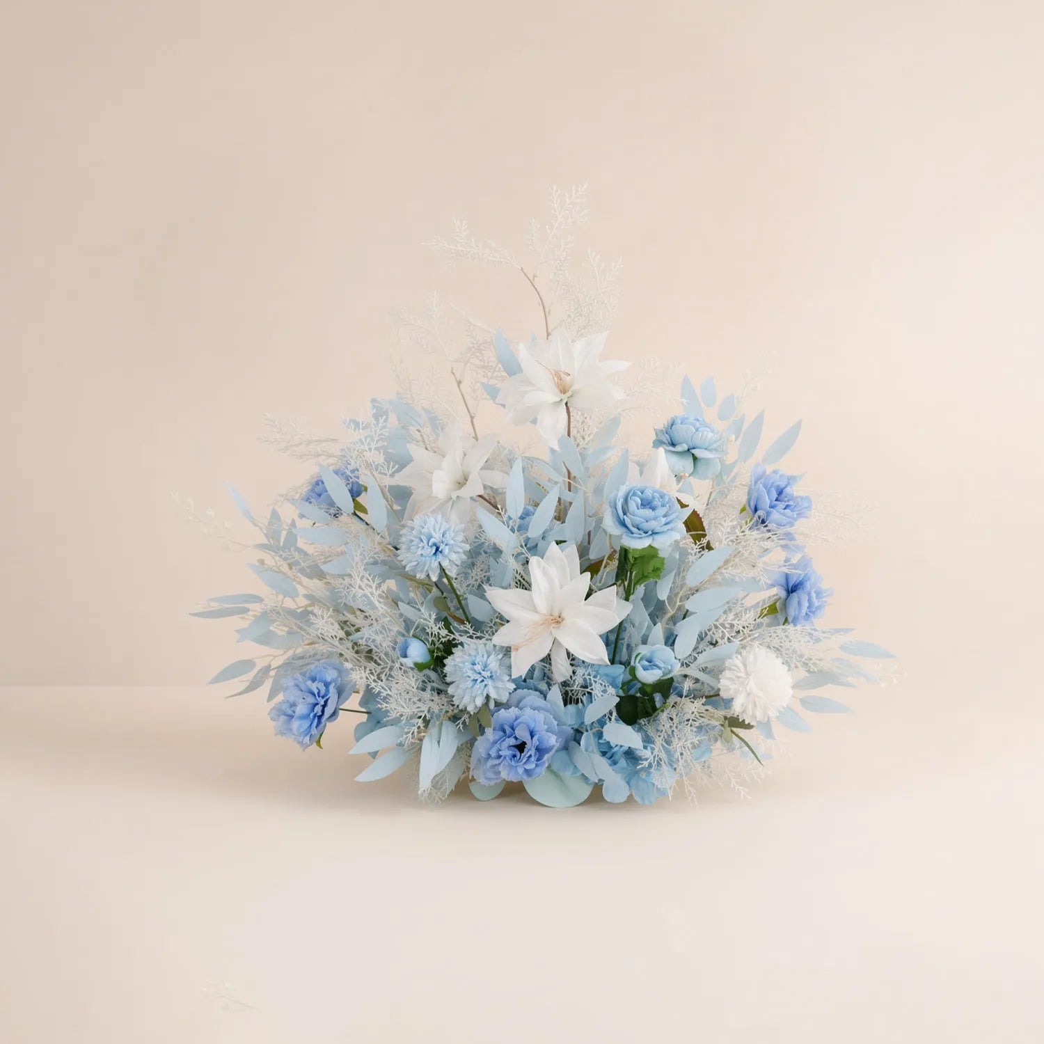 Blue Wedding Decor Set | Horn Arch, Aisle Flowers & Table Centerpieces