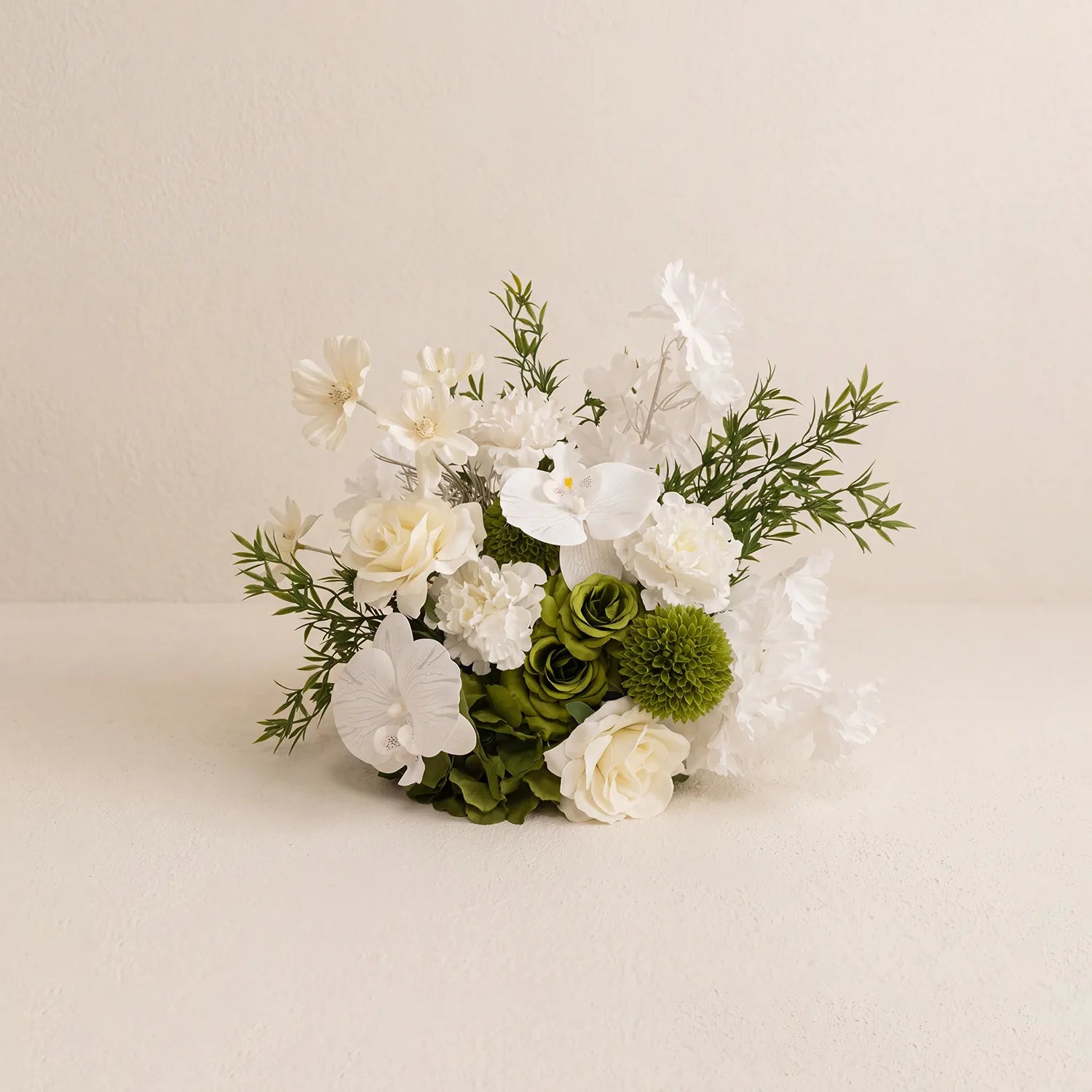 Uflower Elegant Minimalist White Sweetheart Table Decor | One-Stop Styling