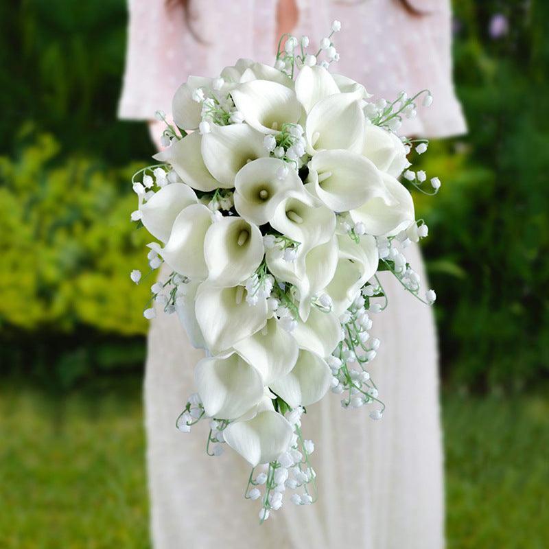 Cascade Bridal Bouquet in Calla Lily - Uflower